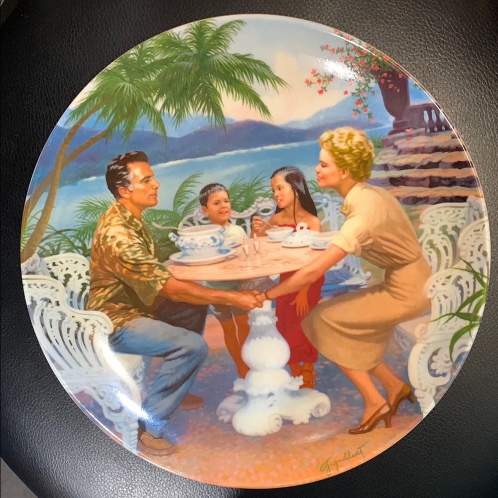 Vintage Edwin Knowles South Pacific Collector's Plate